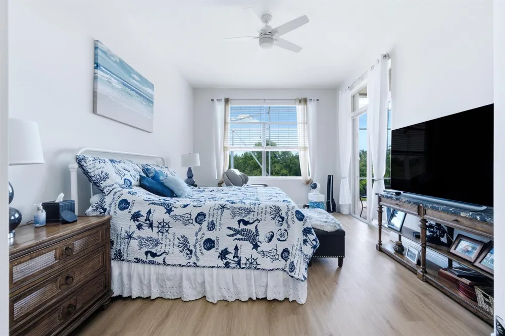 9857 VIA GRANDE W Wellington, FL 33411