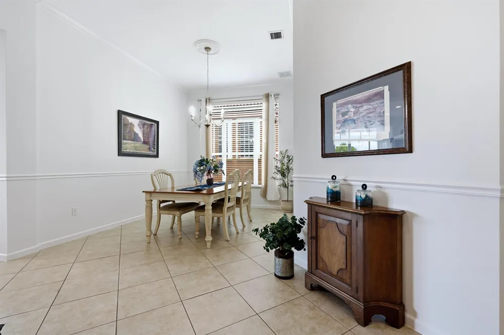 9857 VIA GRANDE W Wellington, FL 33411