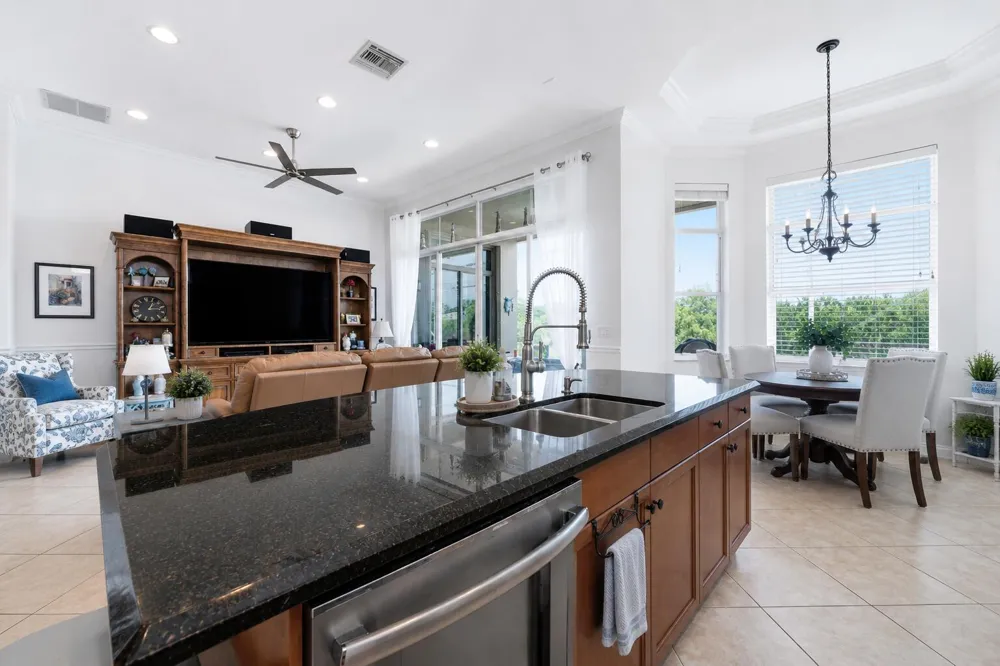 9857 VIA GRANDE W Wellington, FL 33411