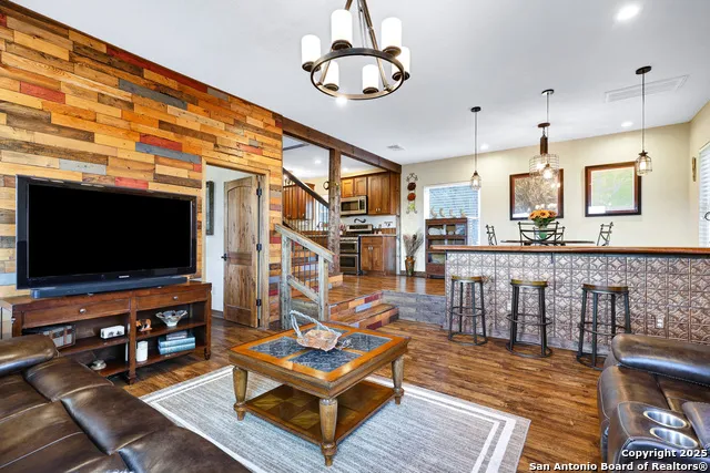 776 County Road 270 Mico, TX 78056