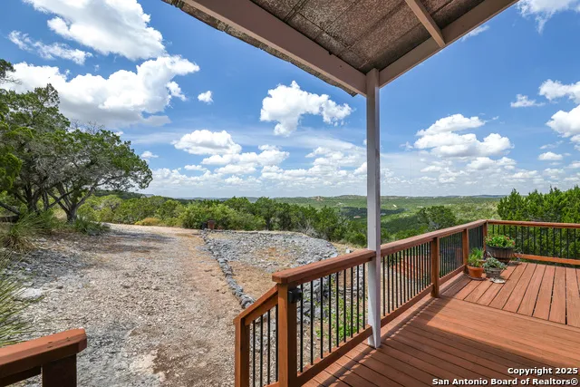 776 County Road 270 Mico, TX 78056