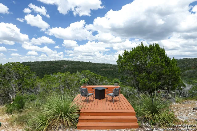 776 County Road 270 Mico, TX 78056