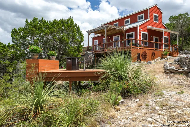 776 County Road 270 Mico, TX 78056
