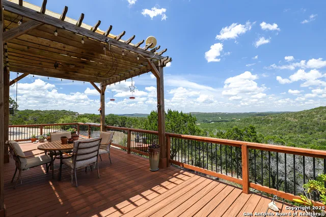 776 County Road 270 Mico, TX 78056