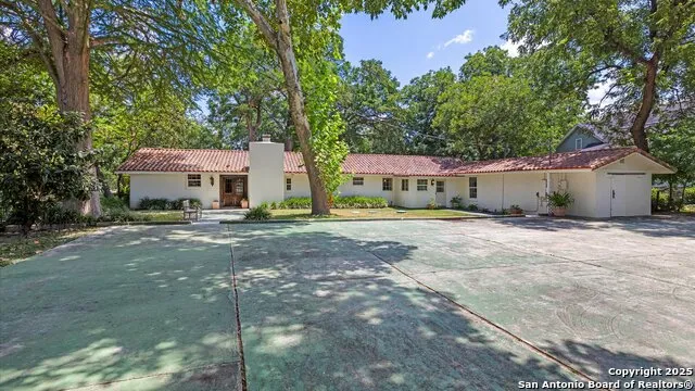 2323 Terminal Loop McQueeney, TX 78123