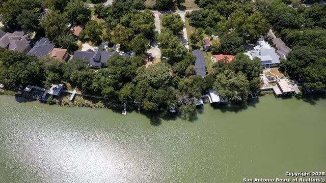 2323 Terminal Loop McQueeney, TX 78123