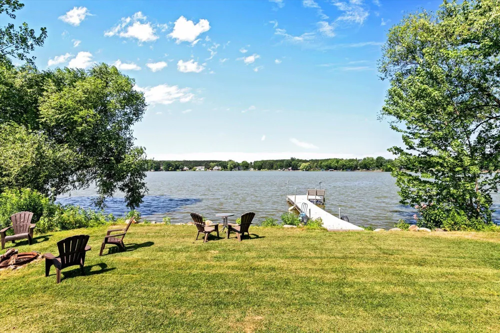 27896 Lakewood Drive NW Isanti, MN 55040