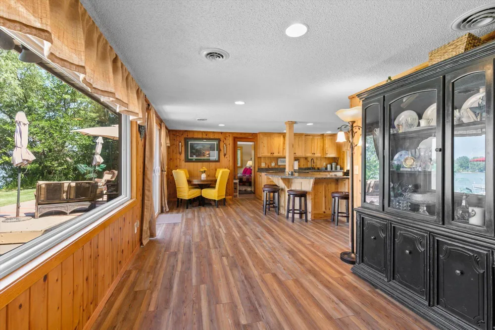 27896 Lakewood Drive NW Isanti, MN 55040