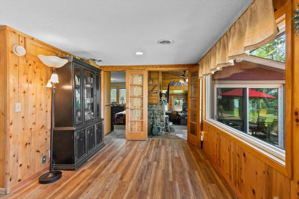 27896 Lakewood Drive NW Isanti, MN 55040