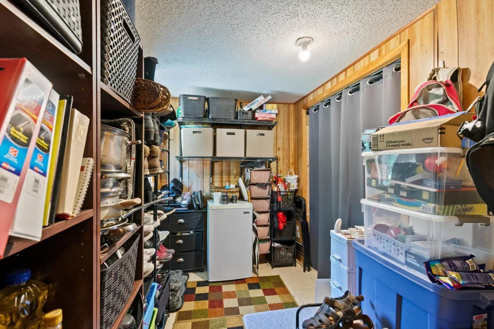 27896 Lakewood Drive NW Isanti, MN 55040