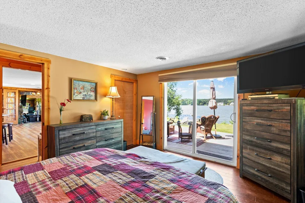27896 Lakewood Drive NW Isanti, MN 55040