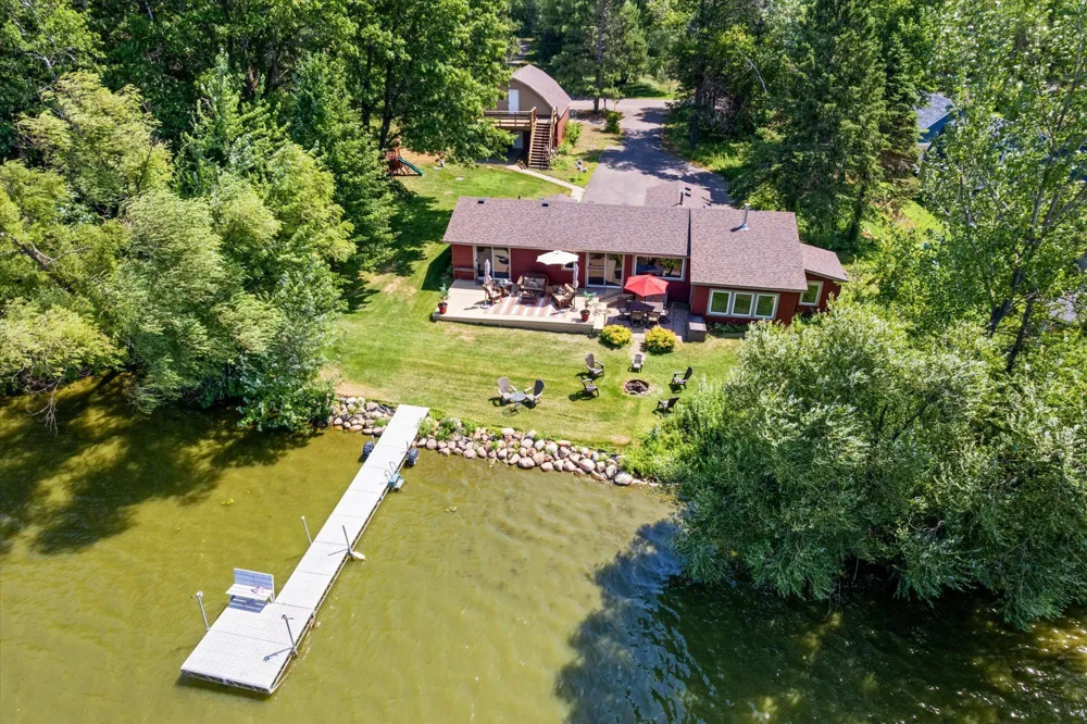 27896 Lakewood Drive NW Isanti, MN 55040