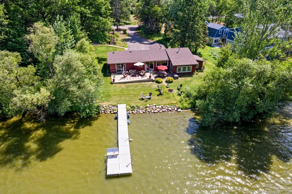 27896 Lakewood Drive NW Isanti, MN 55040