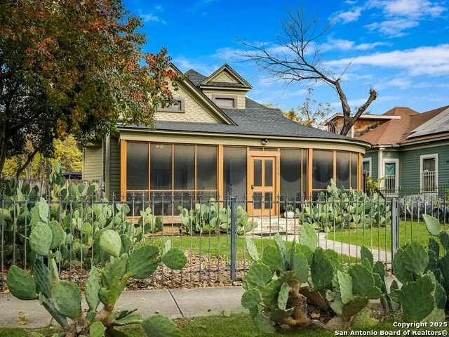 115 E Courtland Place San Antonio, TX 78212