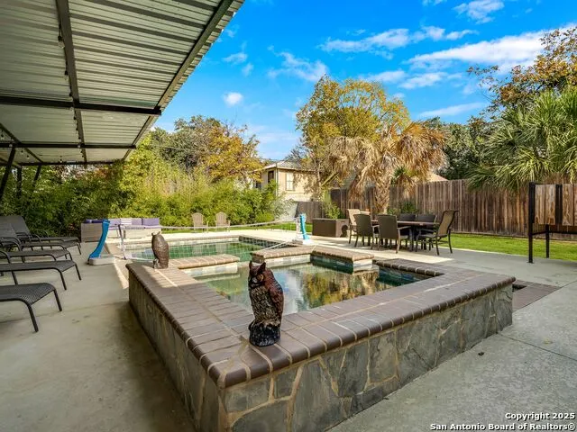 115 E Courtland Place San Antonio, TX 78212
