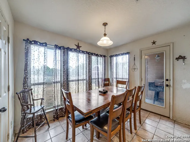 4979 FM 1343 Devine, TX 78016