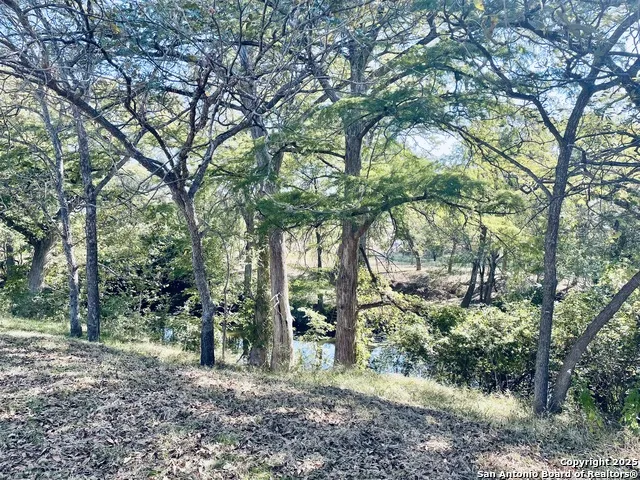 914 GENTILZ ST Castroville, TX 78009