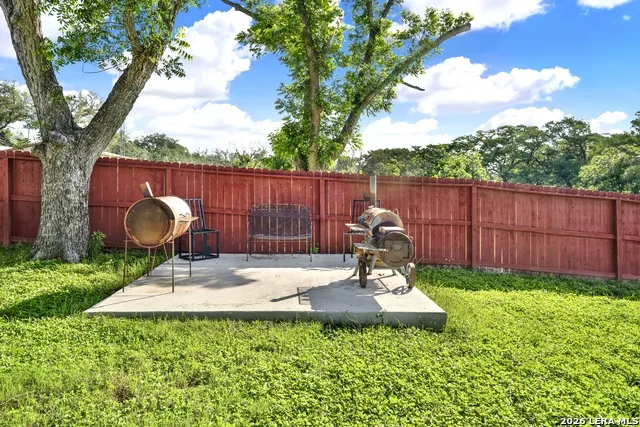 914 GENTILZ ST Castroville, TX 78009