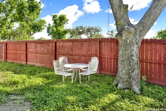 914 GENTILZ ST Castroville, TX 78009