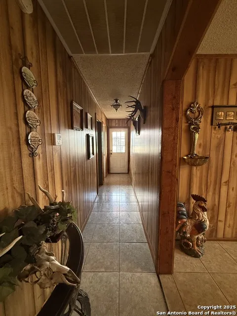 277 Justo Garza Carrizo Springs, TX 78834