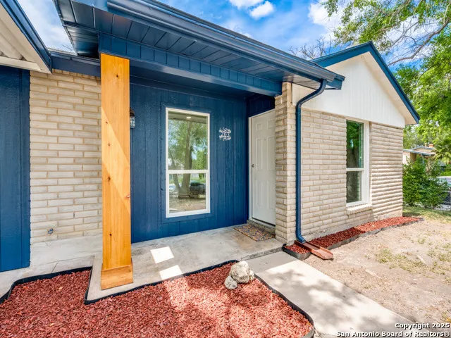 203 Lynhaven San Antonio, TX 78220