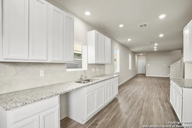 2642 Downsbury Road New Braunfels, TX 78130
