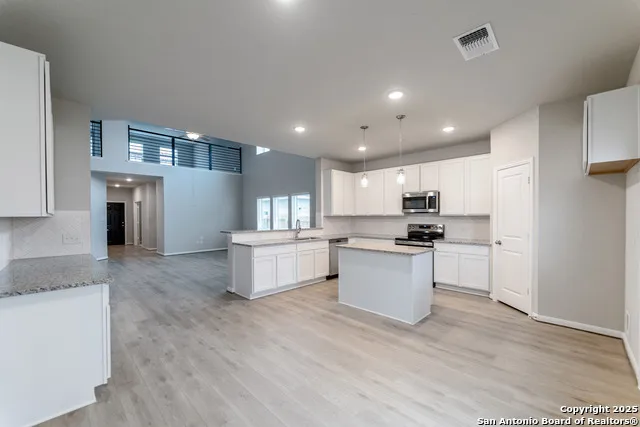 3571 Starbright Drive New Braunfels, TX 78130