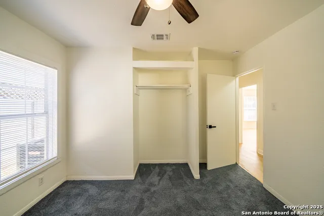 1207 W GERALD A San Antonio, TX 78211