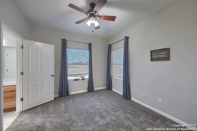240 Glory Lane Marion, TX 78124