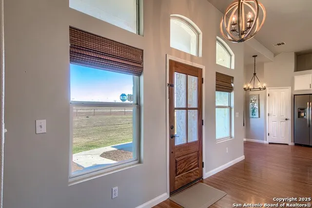 240 Glory Lane Marion, TX 78124