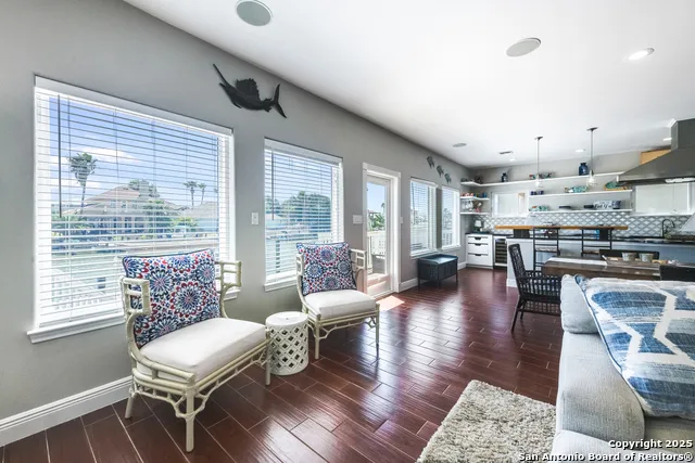 474 Bayside Port Aransas, TX 78373