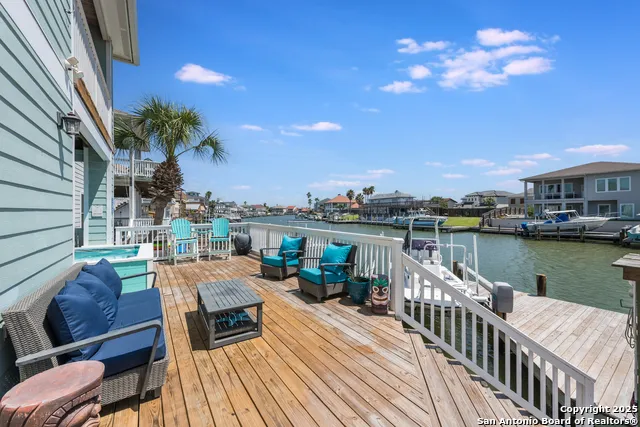 474 Bayside Port Aransas, TX 78373