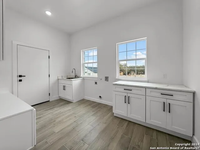 111 S Jesse Stiff Blanco, TX 78606