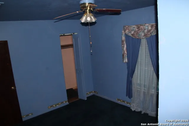 6542 W commerce San Antonio, TX 78227