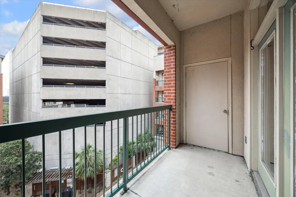 300 St Joseph Parkway #317 Houston, TX 77002