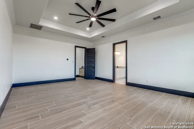 202 Venado Oaks Castroville, TX 78009