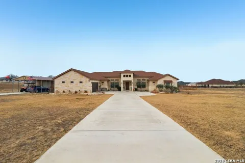 311 Abrego Lake