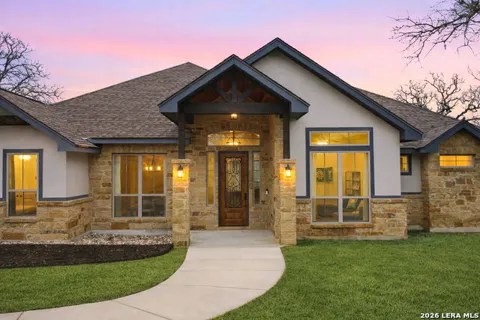 117 Crescent Rdg
