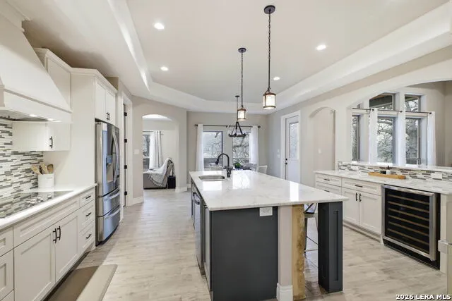 117 Crescent Rdg Adkins, TX 78101