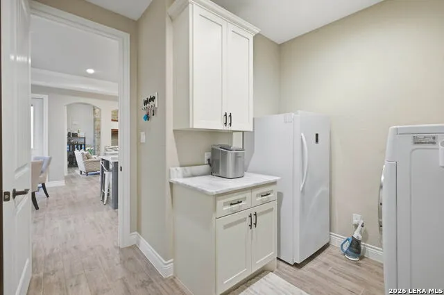 117 Crescent Rdg Adkins, TX 78101