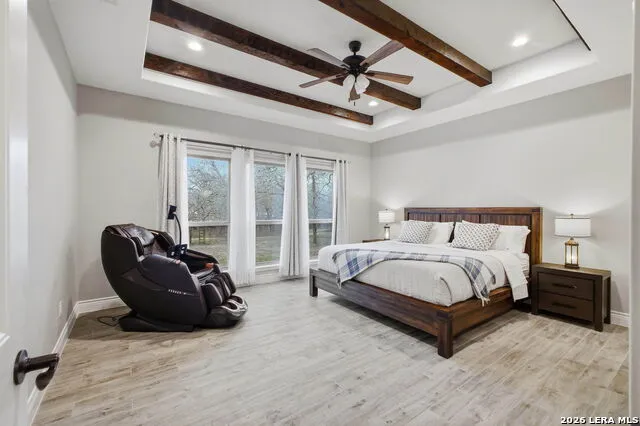 117 Crescent Rdg Adkins, TX 78101