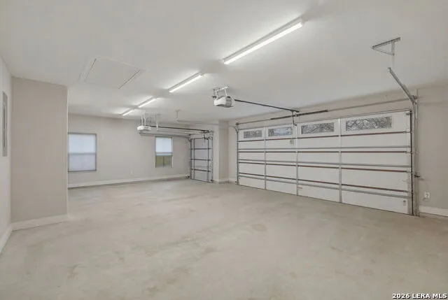 117 Crescent Rdg Adkins, TX 78101