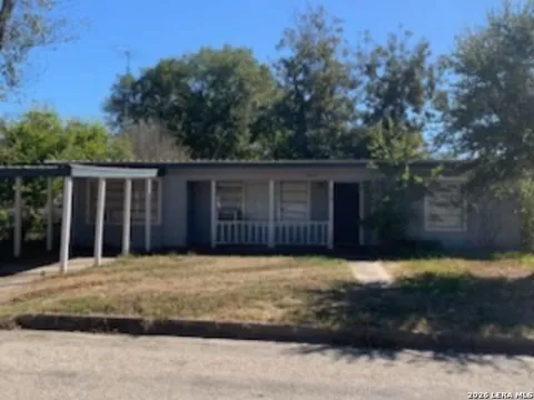 318 W 12th
