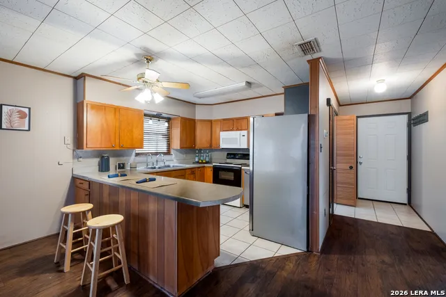 409 S Timberhill Granite Shoals, TX 78654