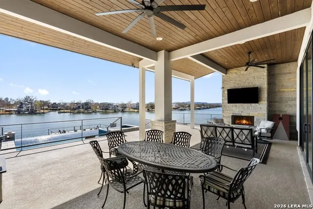 121 Houdini Kingsland, TX 78639