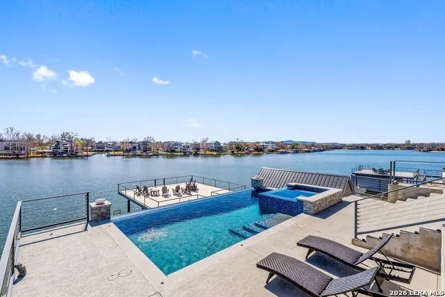 121 Houdini Kingsland, TX 78639