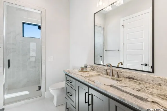 121 Houdini Kingsland, TX 78639