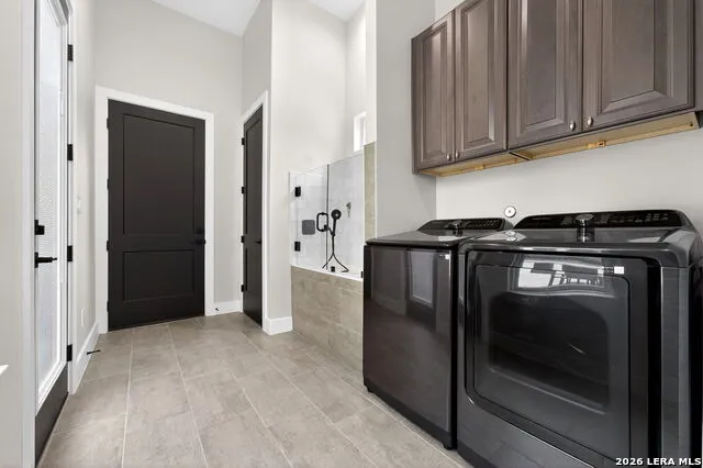 8024 Alton Selma, TX 78154