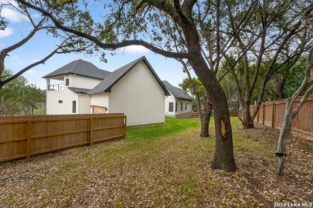 8024 Alton Selma, TX 78154