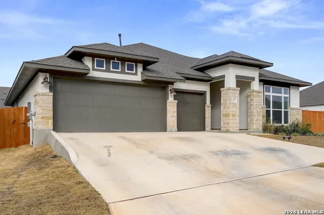 1693 Hidden Fox New Braunfels, TX 78132